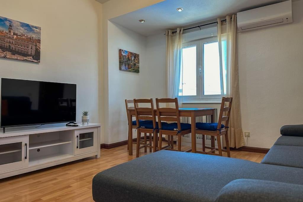 Luminoso Apartamento Turistico En Chamartin マドリード エクステリア 写真